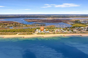 Exclusive *Front Row* Sunsets & Beachfront Bliss in Busselton